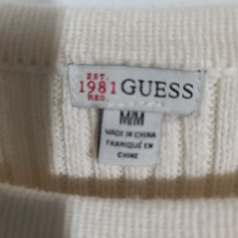 Guess White Sweater With Buttons on Sleeve - Picture 9 of 11